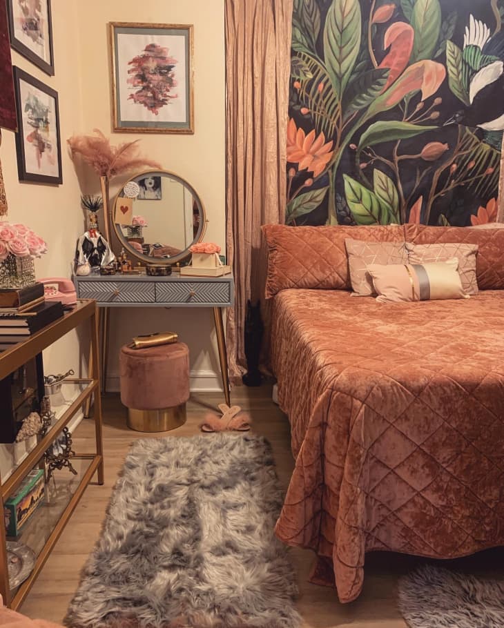 Artist Katelan Foisy Chicago Rental Apartment Photos Apartment Therapy